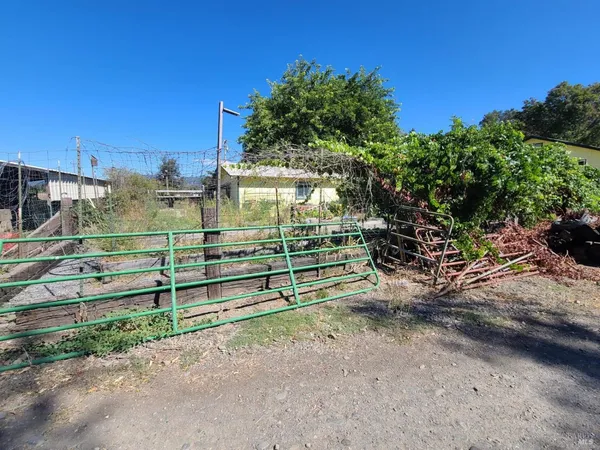 $650,000 | 75500 Covelo Road, Covelo, CA 95428