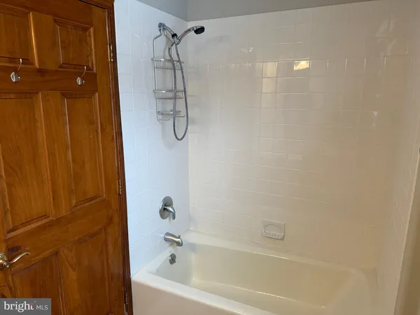 $765,000 | 1 Nob Hill Road, Wilmington, DE 19808