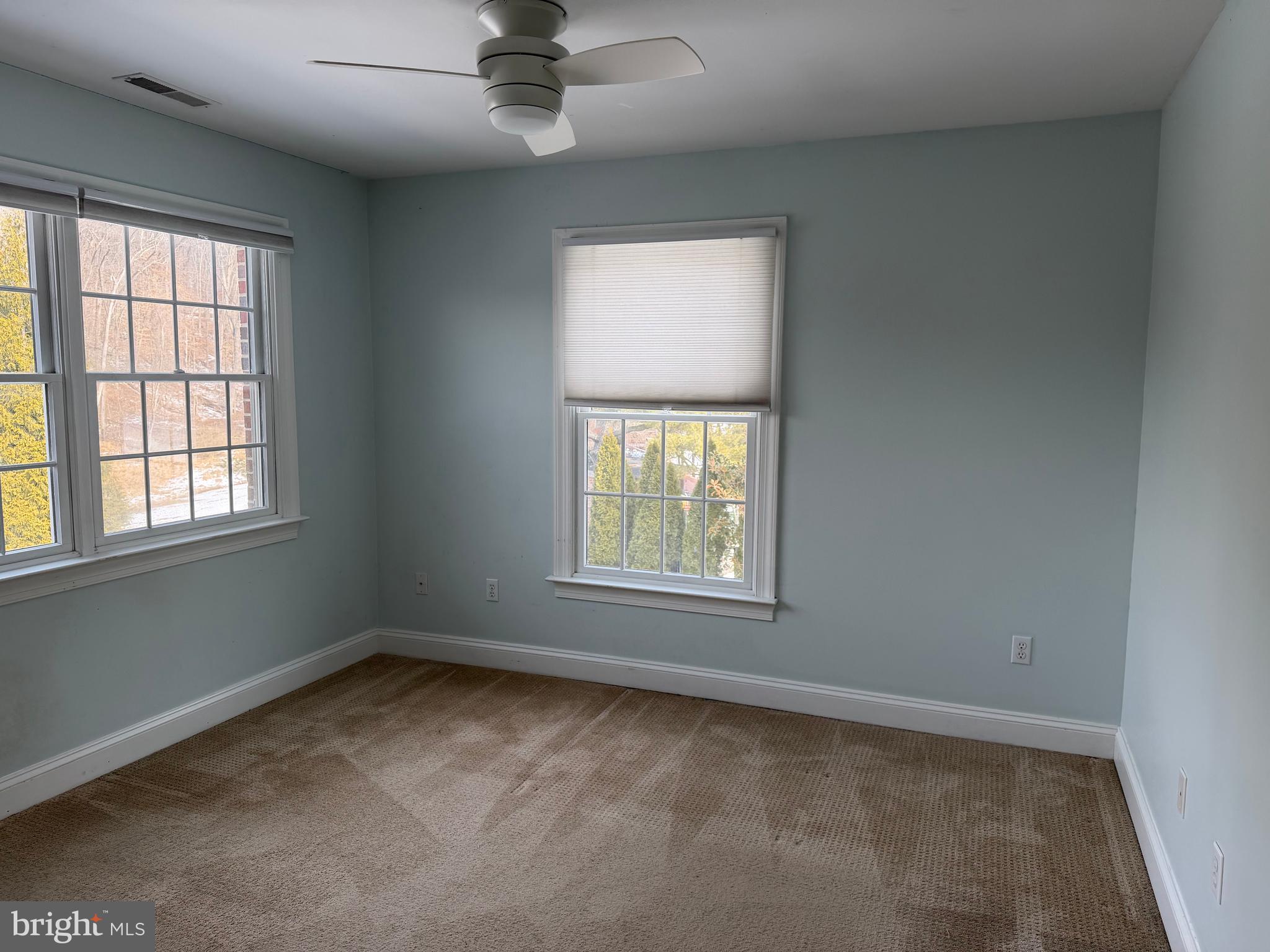 1 Nob Hill Road Wilmington, DE 19808 - Photo 51 of 75 an empty room with a window