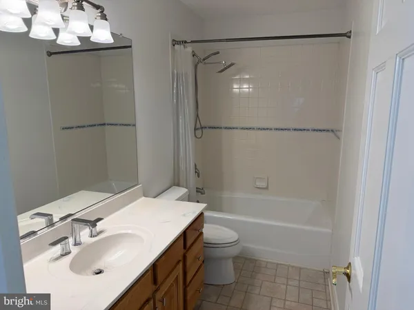 $765,000 | 1 Nob Hill Road, Wilmington, DE 19808