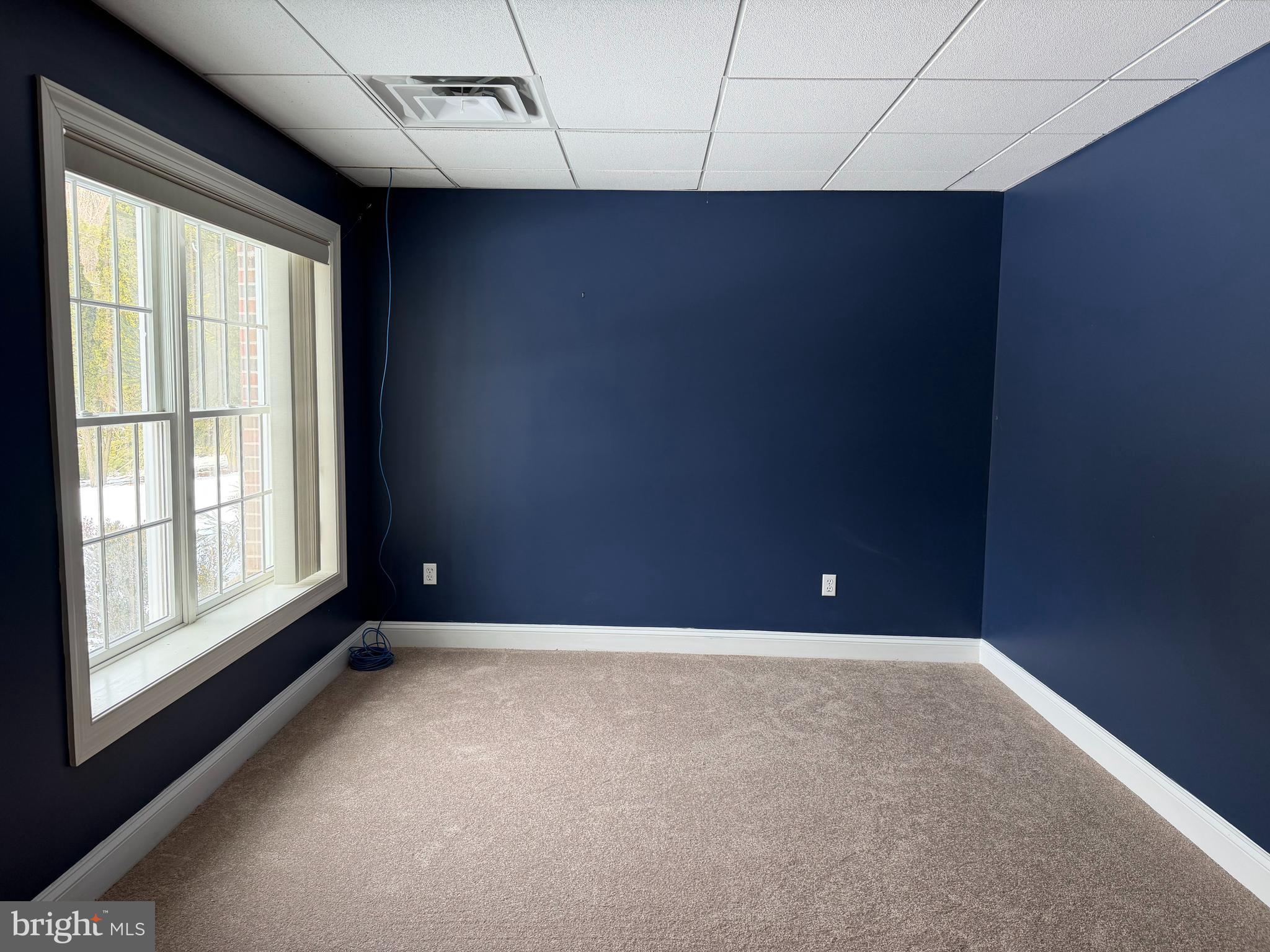 1 Nob Hill Road Wilmington, DE 19808 - Photo 61 of 75 a view of an empty room with a window