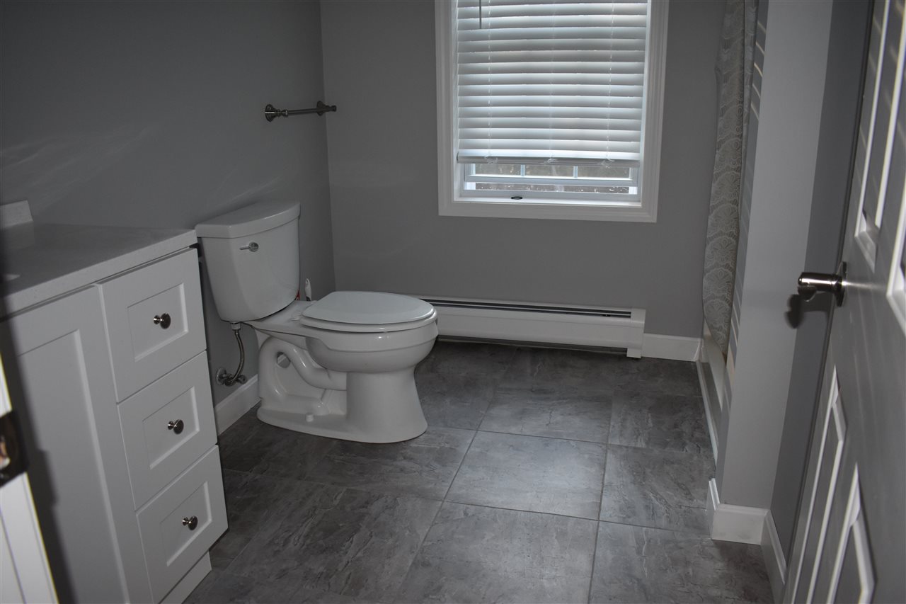 335 Dowboro Road Pittsfield, NH 03263 - Photo 23 of 38