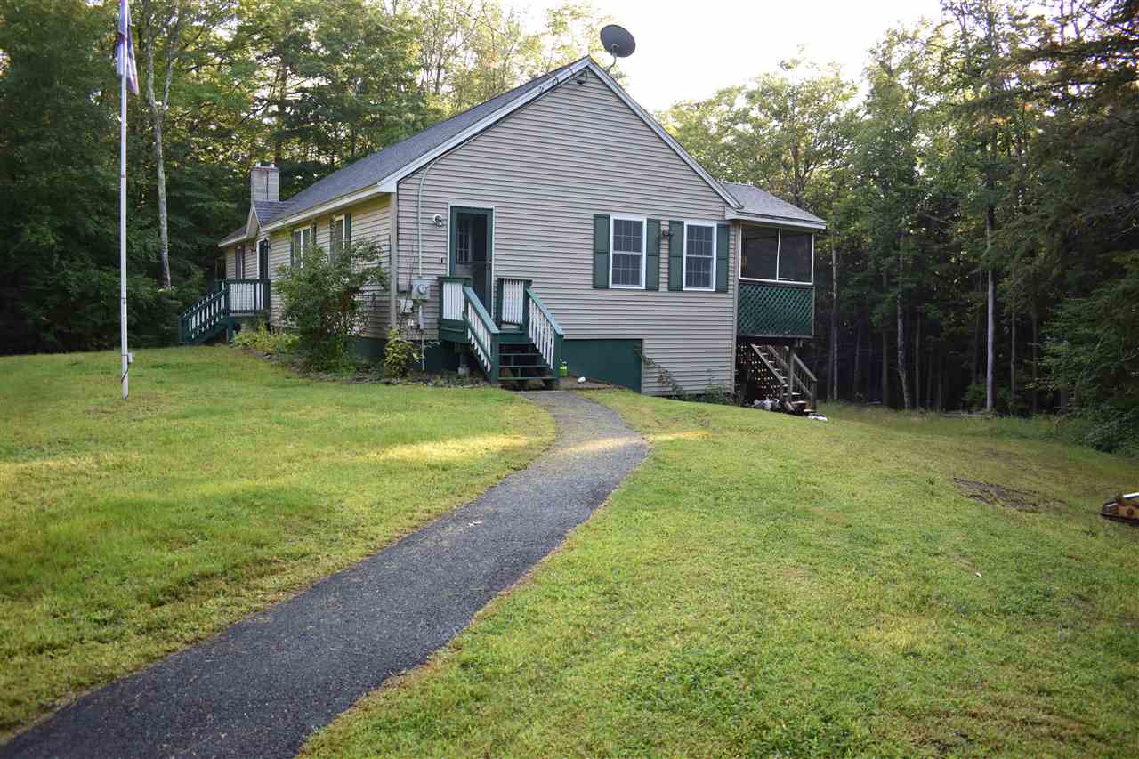 335 Dowboro Road Pittsfield, NH 03263 - Photo 4 of 38