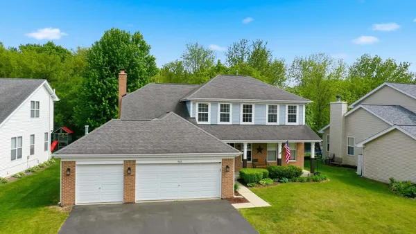 $469,999 | 400 Willow Road, Lakemoor, IL 60051