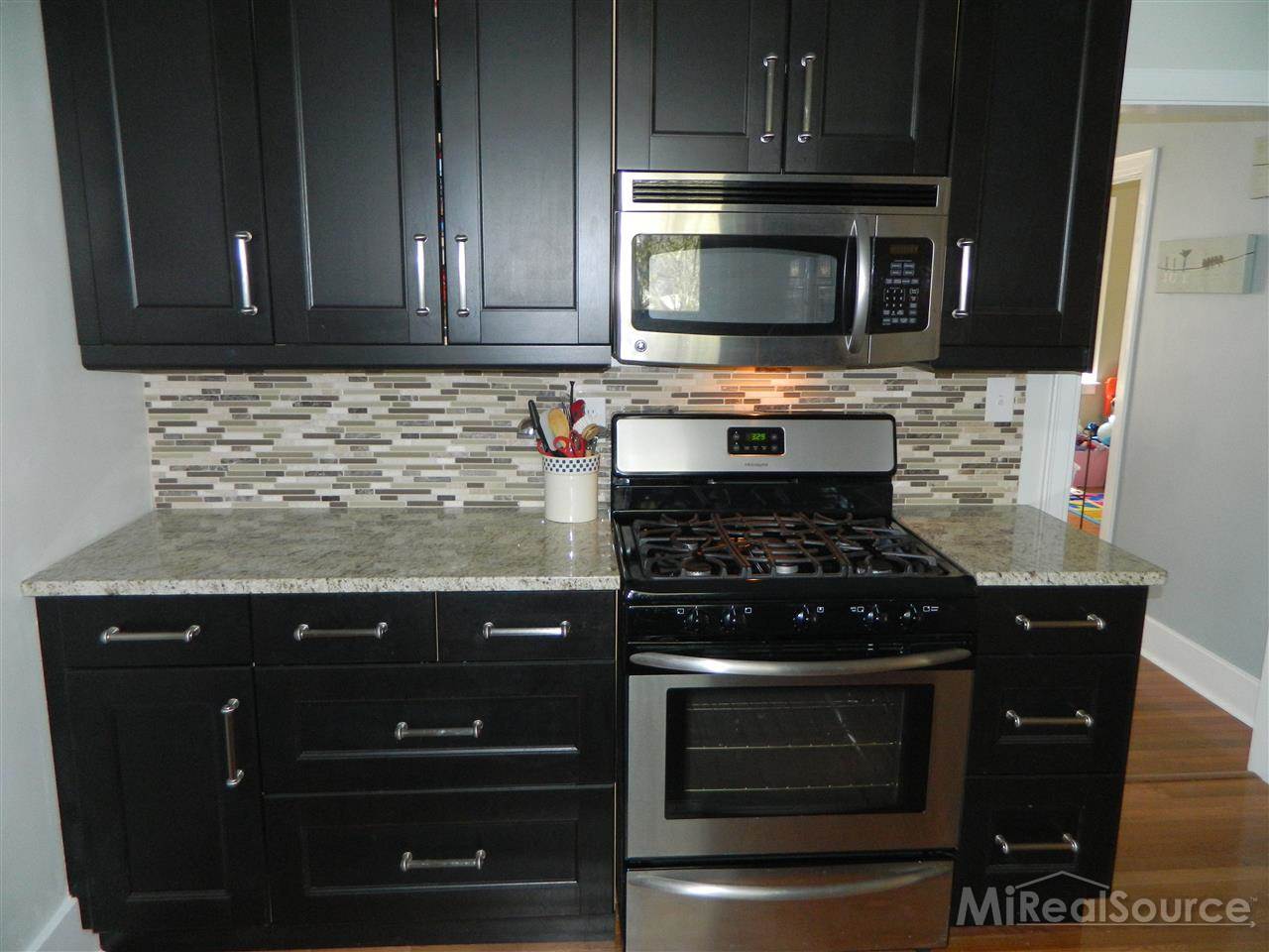 5521 Pointe Tremble Road Algonac, MI 48001 - Photo 13 of 30 31191531-12.JPG