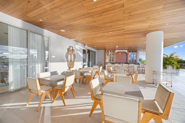 a view of a multi story building