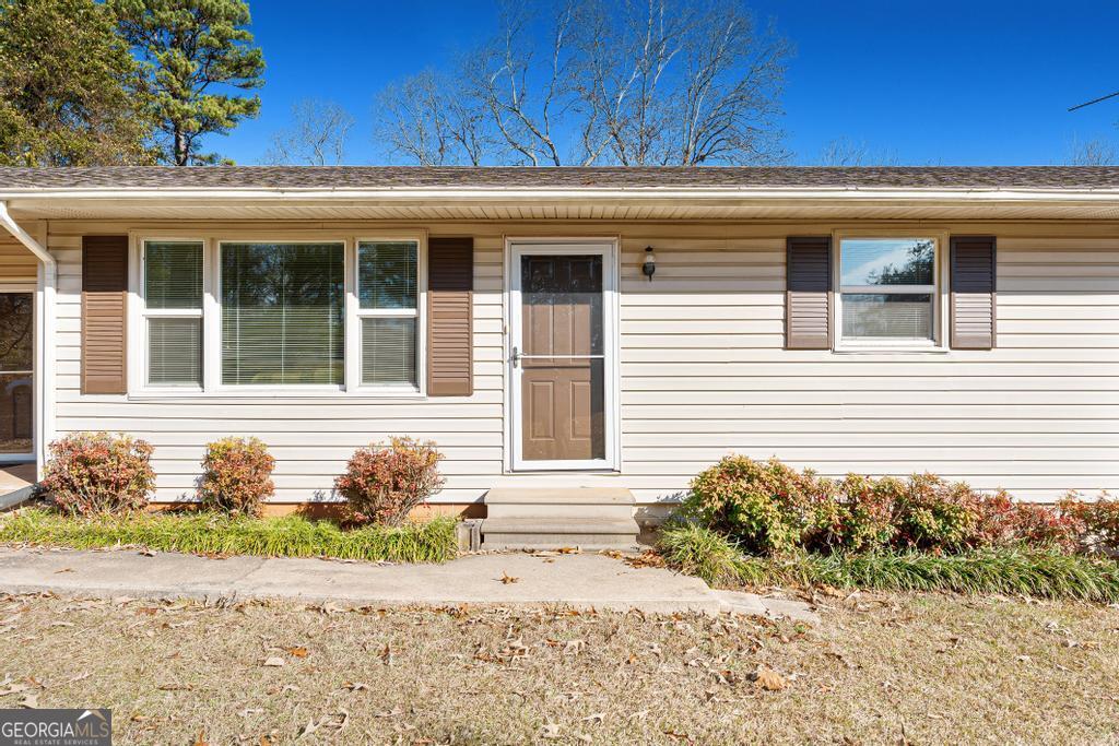 451 Defore Road Toccoa, GA 30577 - Photo 3 of 60