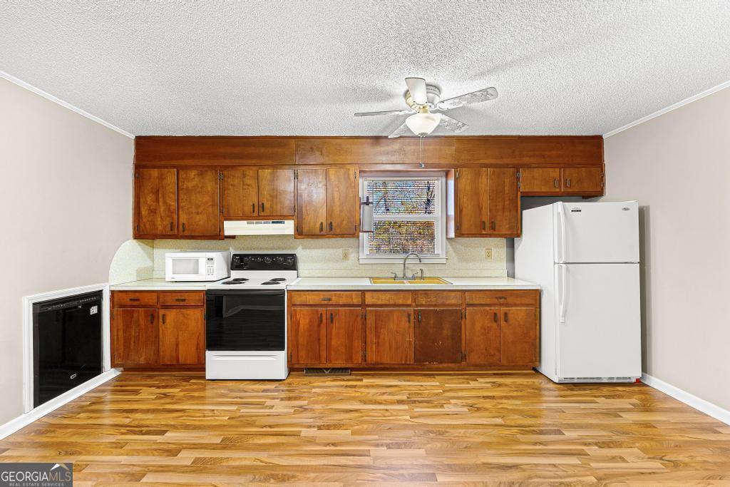 451 Defore Road Toccoa, GA 30577 - Photo 9 of 60