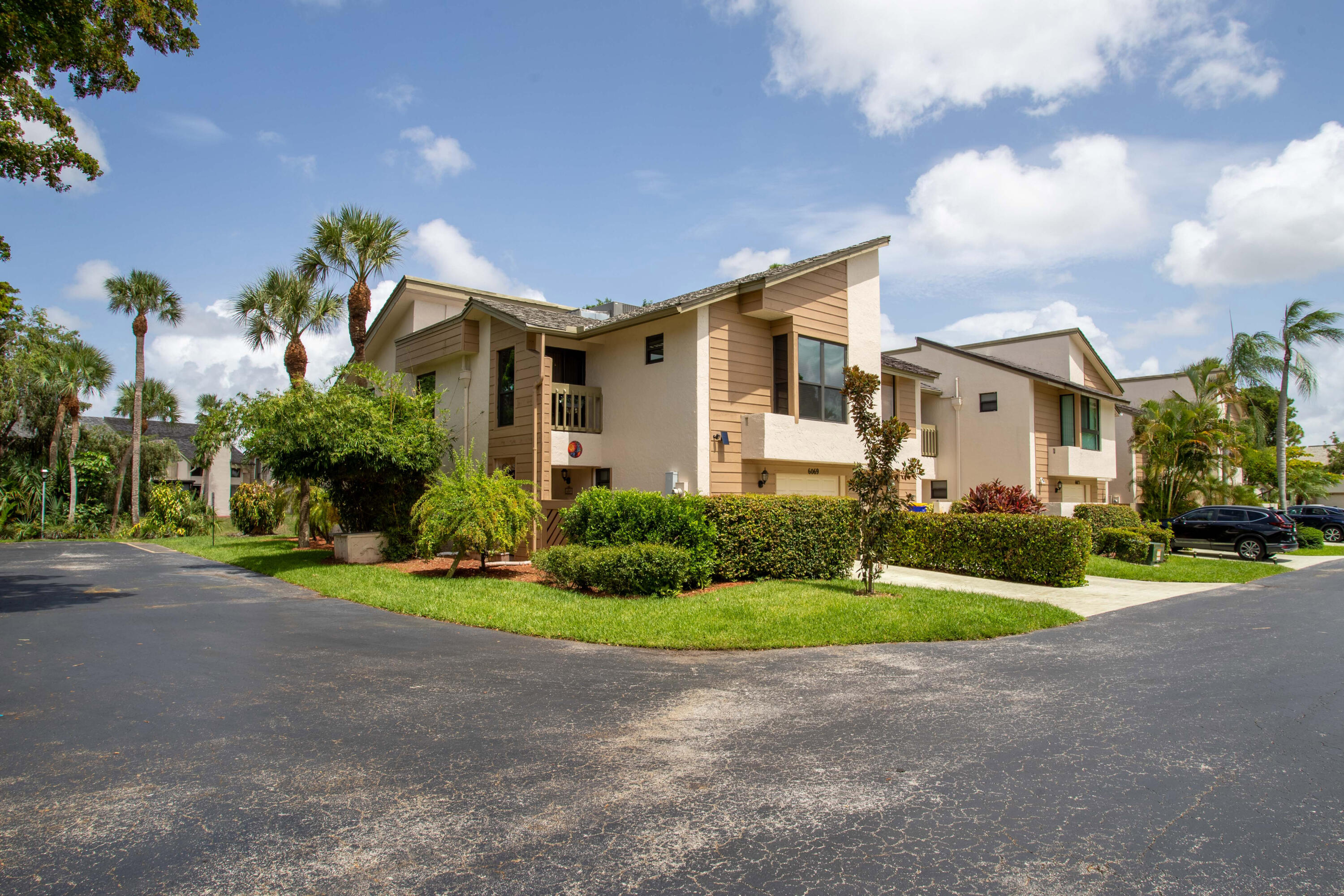 6069 Glendale Drive Boca Raton, FL 33433 - Photo 3 of 52 IMG_6200-HDR