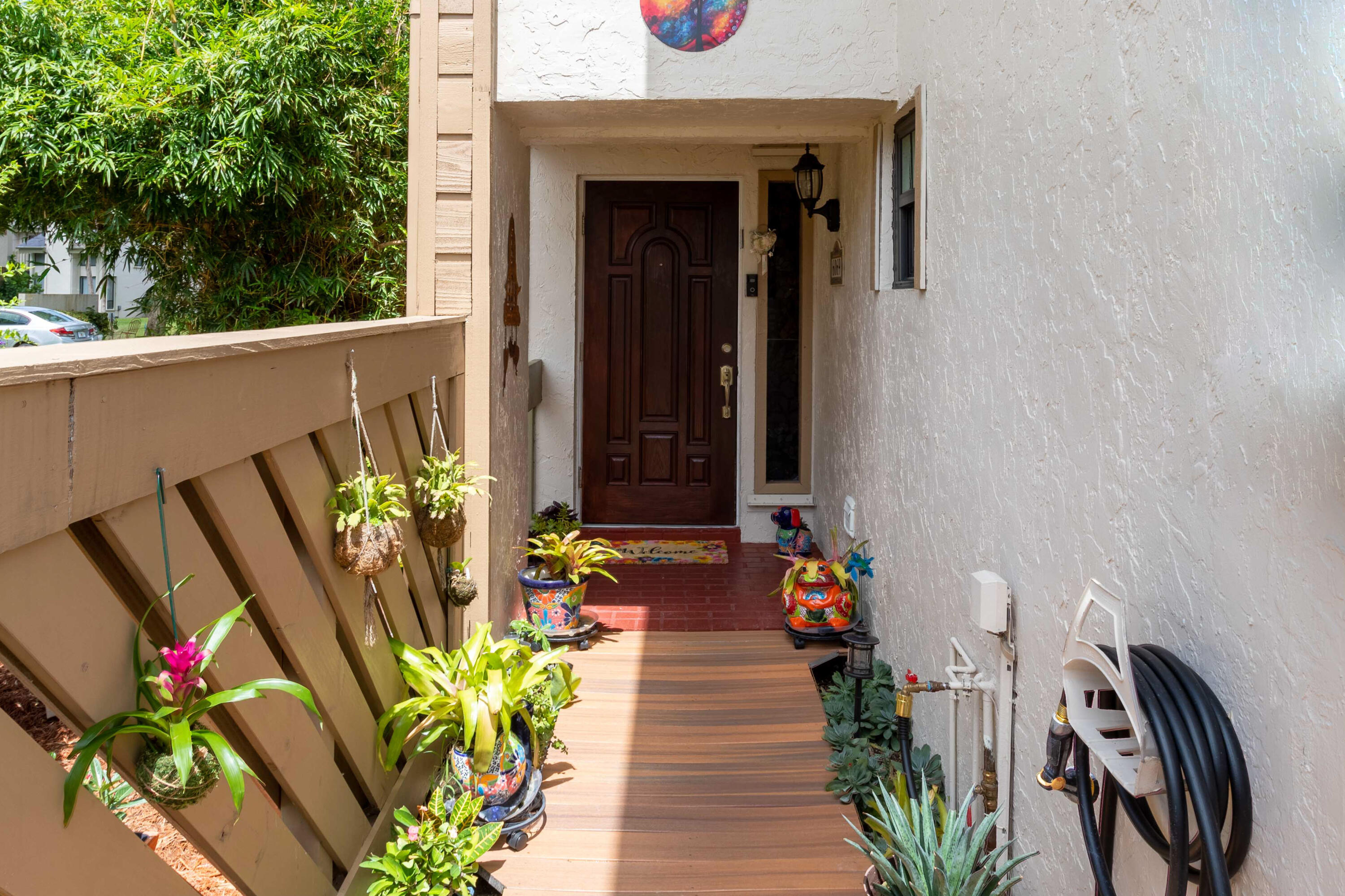 6069 Glendale Drive Boca Raton, FL 33433 - Photo 4 of 52 Entry