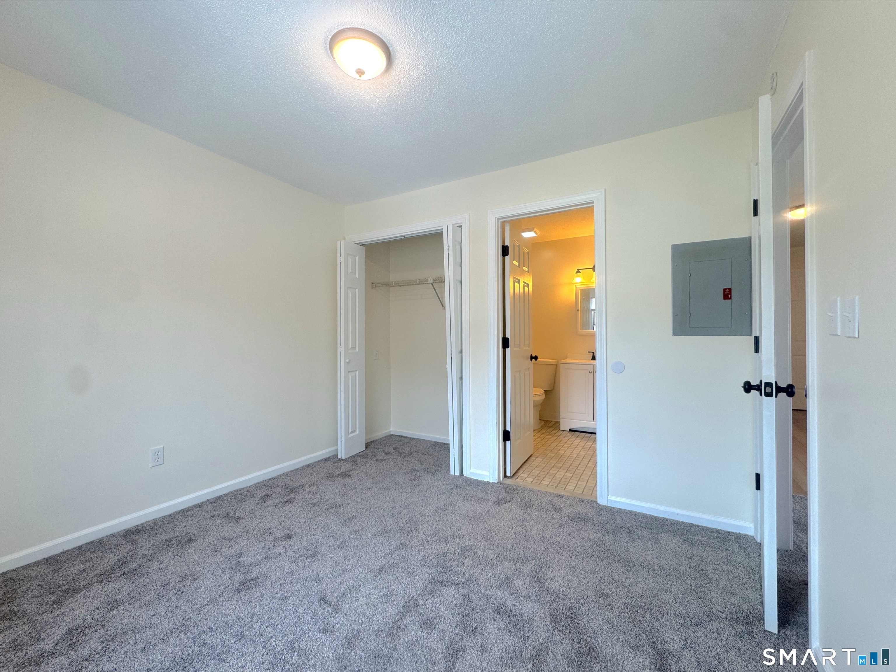 666 Broad Street, Unit 7 Meriden, CT 06450 - Photo 1 of 12