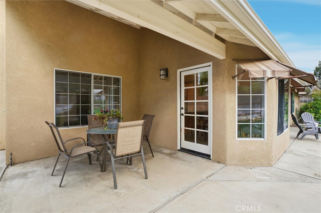 1494 Ivory Drive Santa Maria, CA 93455 - Photo 33 of 42 Covered patio