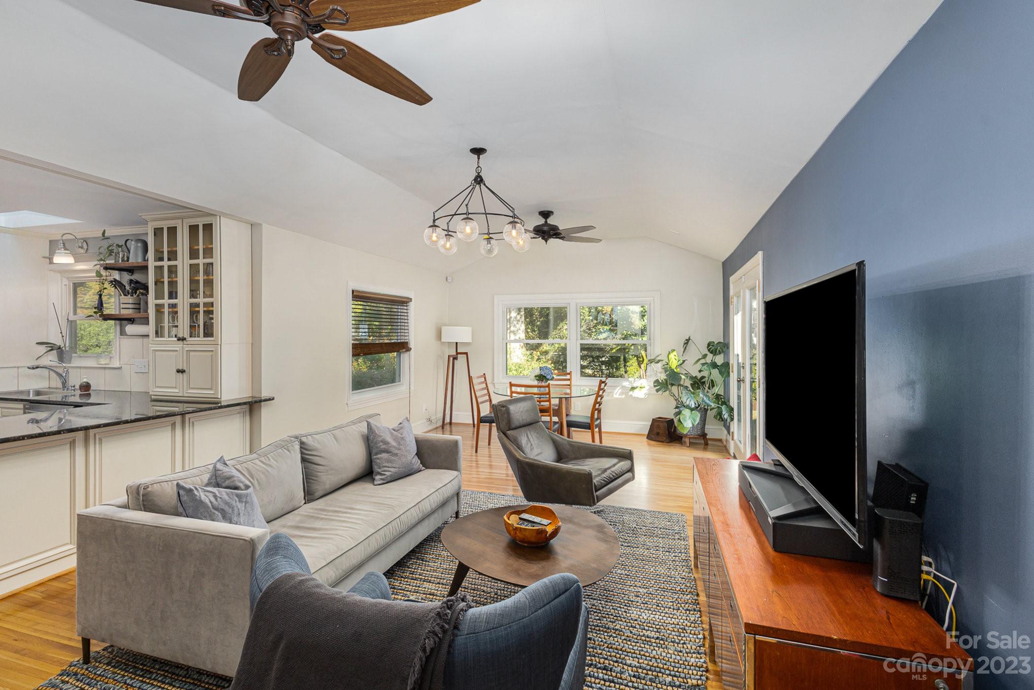 1201 Barkley Road Charlotte, NC 28209 - Photo 12 of 29 Gallery Image 12