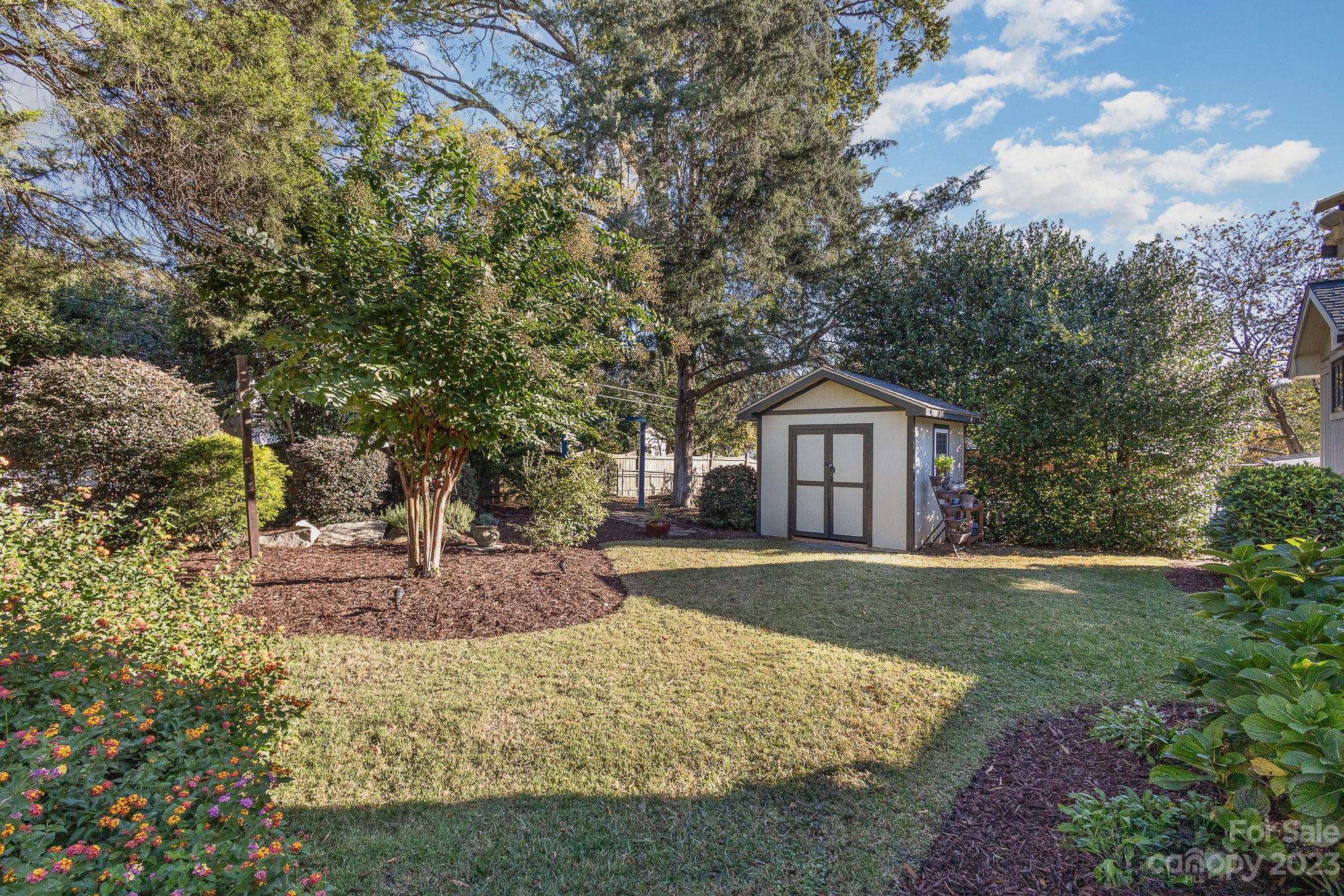 1201 Barkley Road Charlotte, NC 28209 - Photo 27 of 29 Gallery Image 27