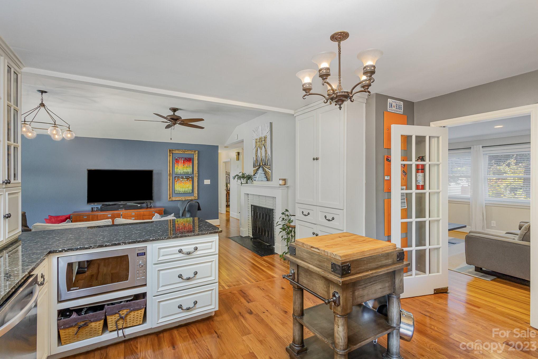 1201 Barkley Road Charlotte, NC 28209 - Photo 7 of 29 Gallery Image 7