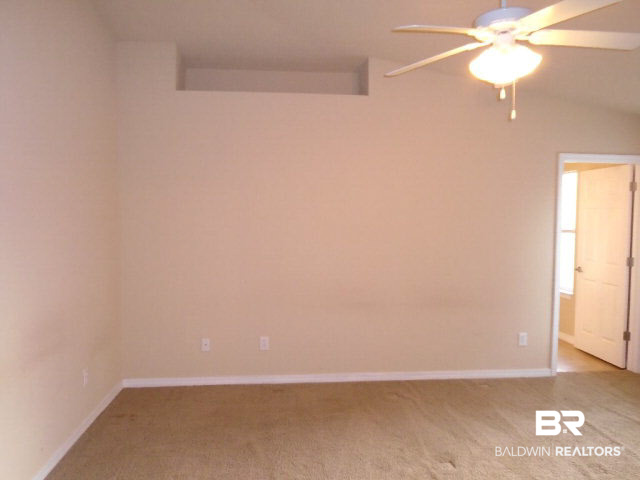 4 Martin Circle Foley, AL 36535 - Photo 19 of 37 Master Suite
