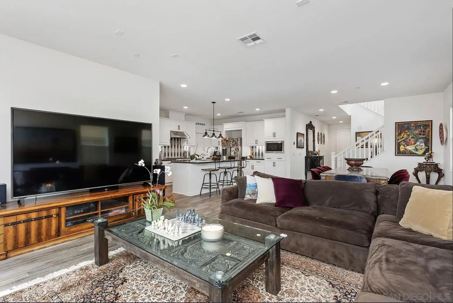1013 Crestline Road San Marcos, CA 92069 - Photo 15 of 38