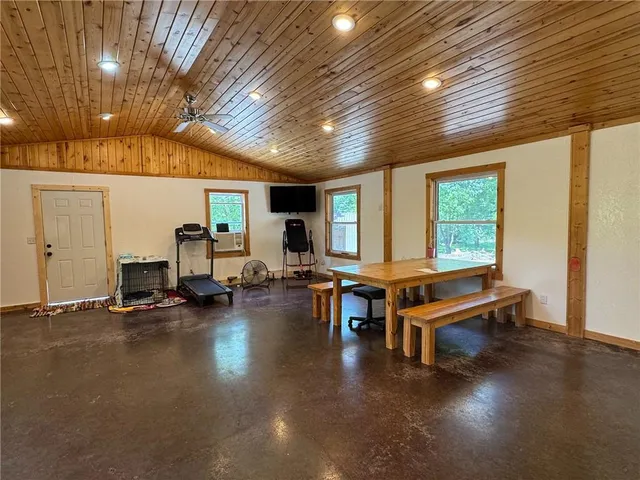 $2,139,000 | 882 260th Street, Fort Scott, KS 66701