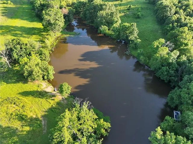 $2,139,000 | 882 260th Street, Fort Scott, KS 66701