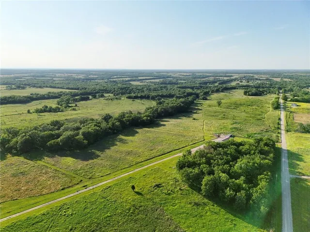 $2,139,000 | 882 260th Street, Fort Scott, KS 66701