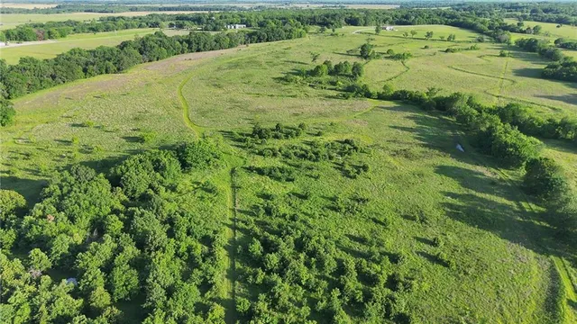 $2,139,000 | 882 260th Street, Fort Scott, KS 66701