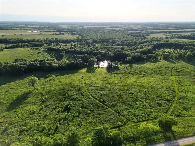 $2,139,000 | 882 260th Street, Fort Scott, KS 66701