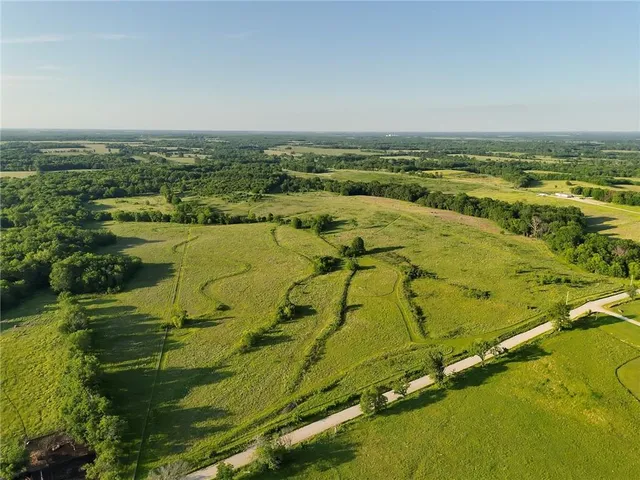 $2,139,000 | 882 260th Street, Fort Scott, KS 66701