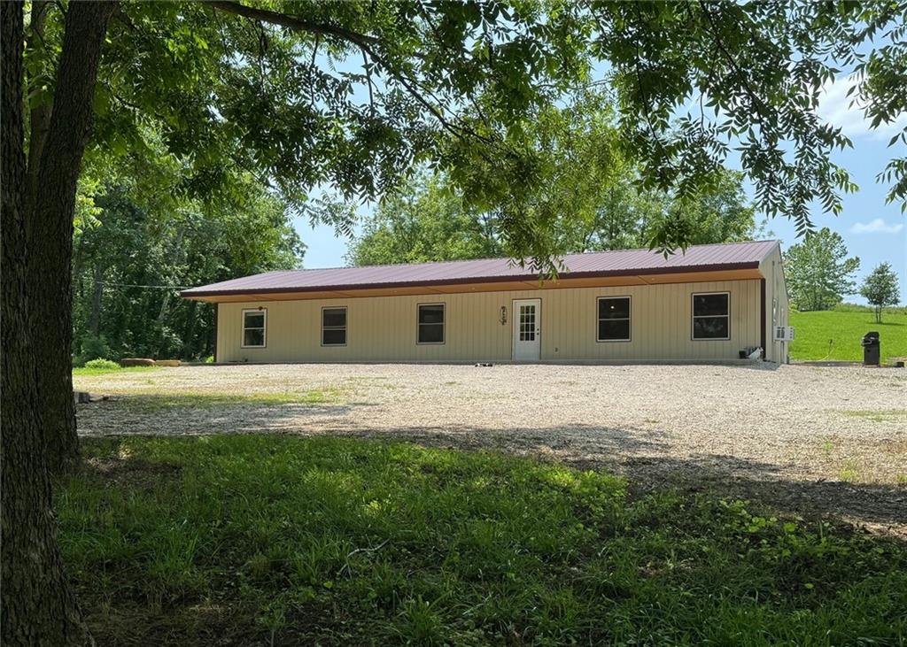 882 260th Street Fort Scott, KS 66701 - Photo 8 of 88