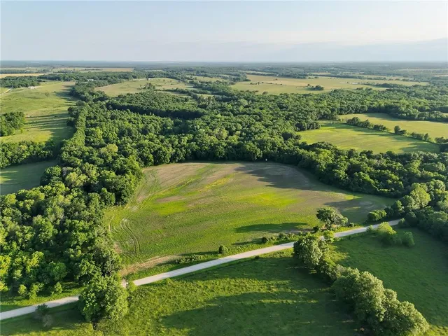 $2,139,000 | 882 260th Street, Fort Scott, KS 66701