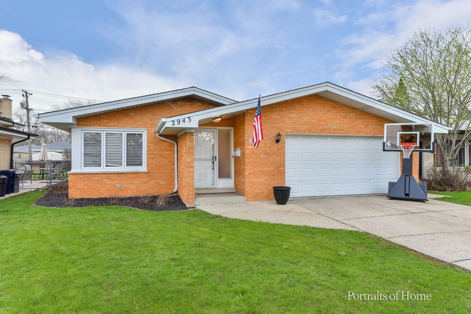 2943 Downing Avenue, Westchester, IL 60154 Compass