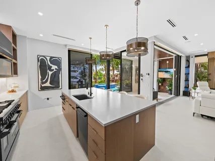 $5,395,000 | 609 Poinciana Drive, Fort Lauderdale, FL 33301