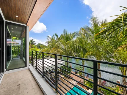 $5,395,000 | 609 Poinciana Drive, Fort Lauderdale, FL 33301