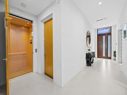 $5,395,000 | 609 Poinciana Drive, Fort Lauderdale, FL 33301