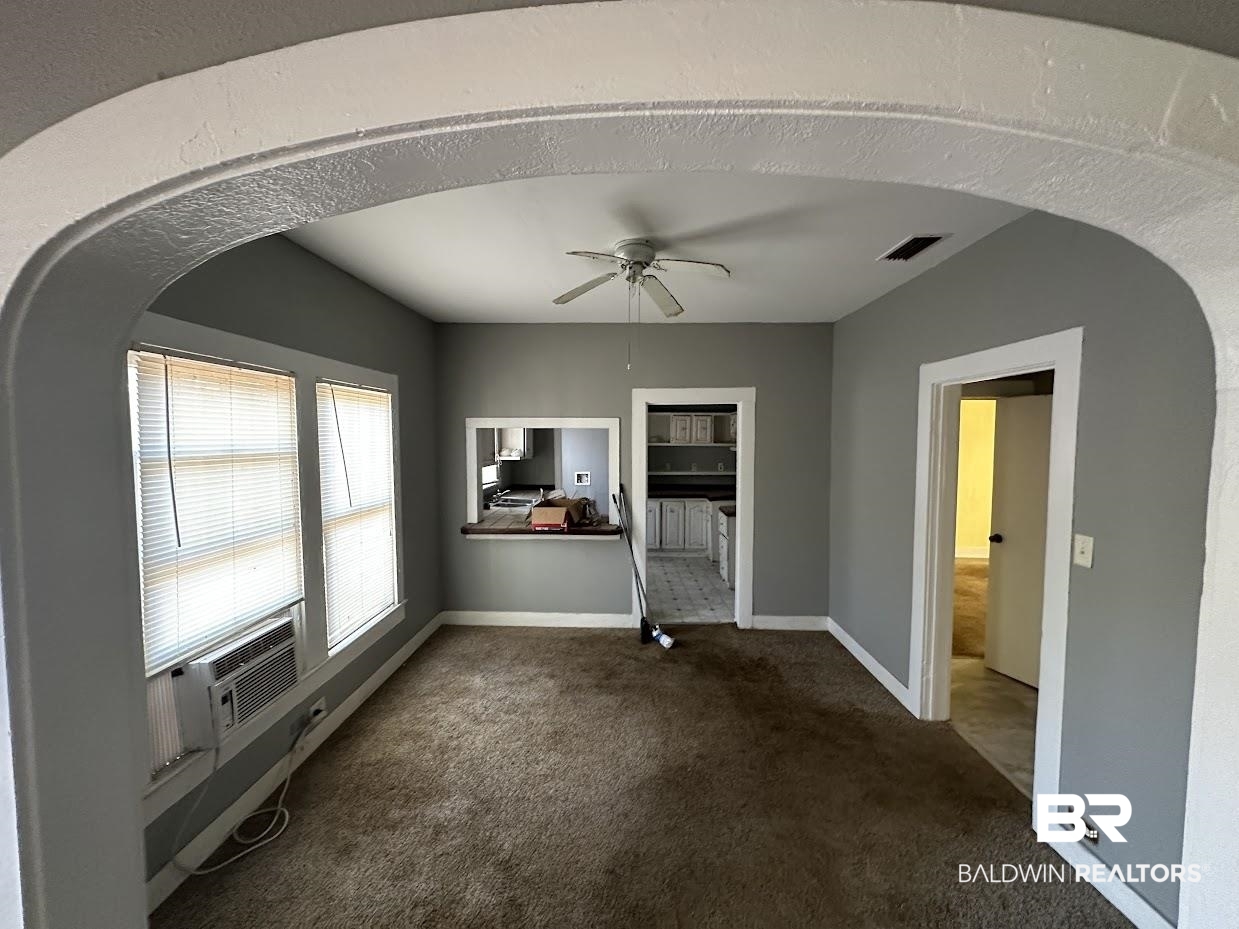 803 Lundys Lane Mobile, AL 36606 - Photo 8 of 18