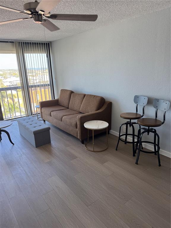 255 Dolphin Point, Unit 809 Clearwater, FL 33767 - Photo 10 of 16