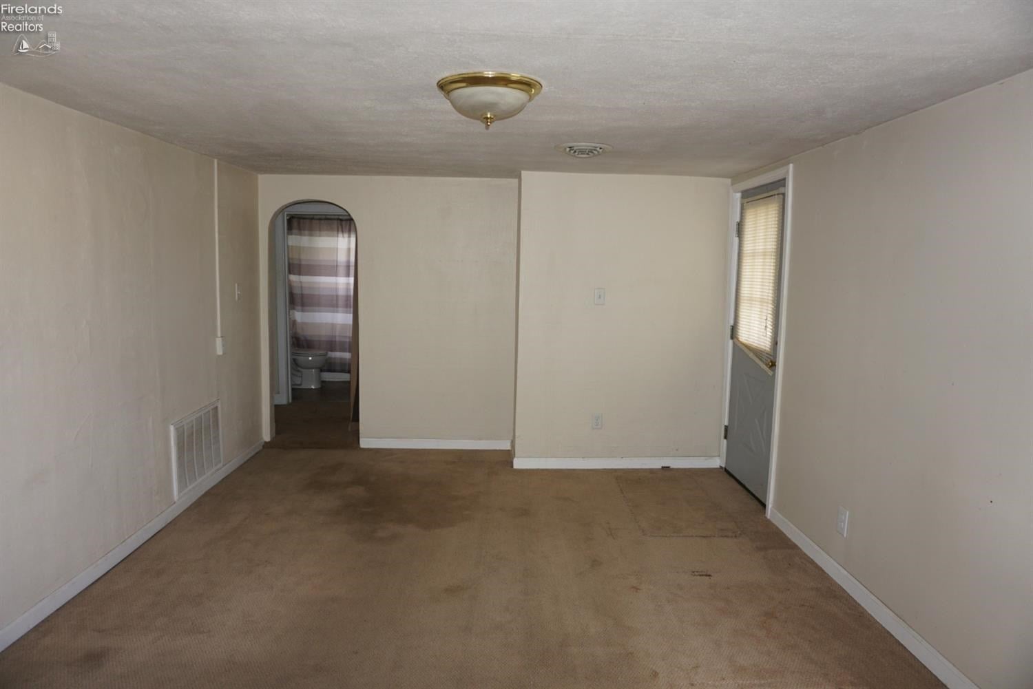 1908 West Bogart Road Sandusky, OH 44870 - Photo 5 of 18 Gallery Image 5