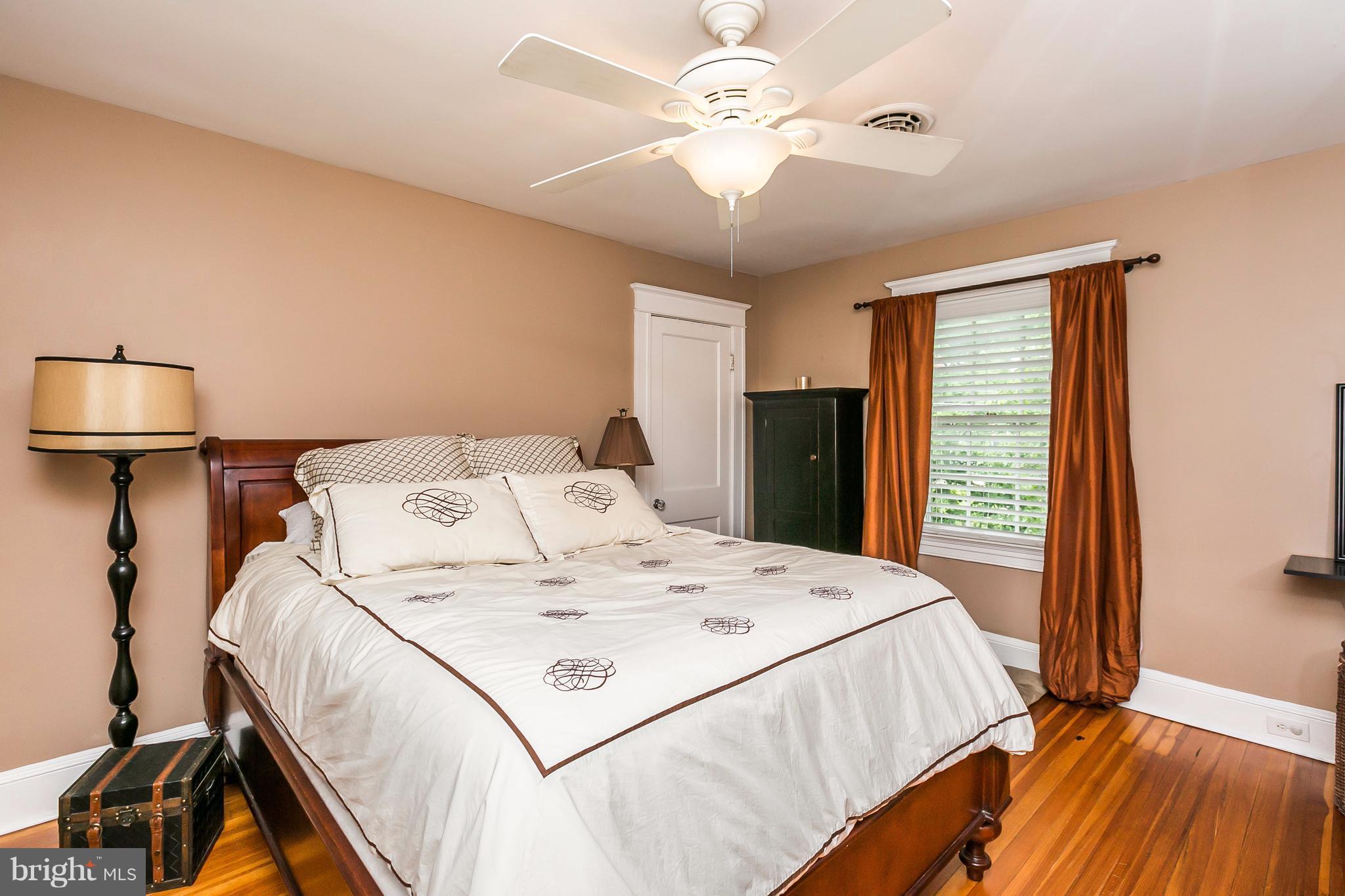102 South Rolling Road Catonsville, MD 21228 - Photo 22 of 30 Bedroom (Master)
