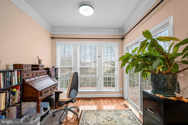 $675,000 | 2546 Terra Cotta Circle, Herndon, VA 20171