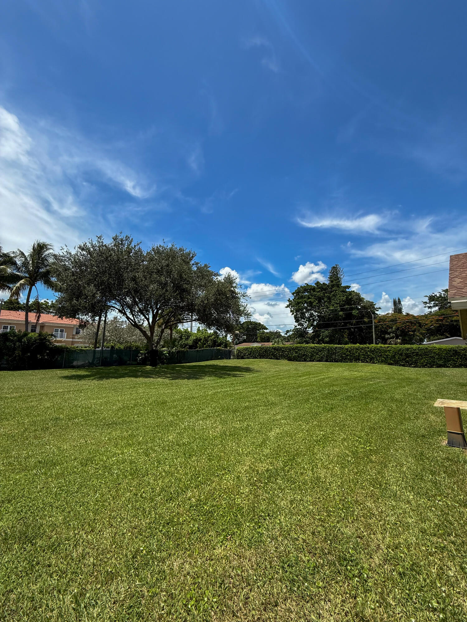 10295 Boca Bend West, Unit L2 Boca Raton, FL 33428 - Photo 21 of 21 Grassy area