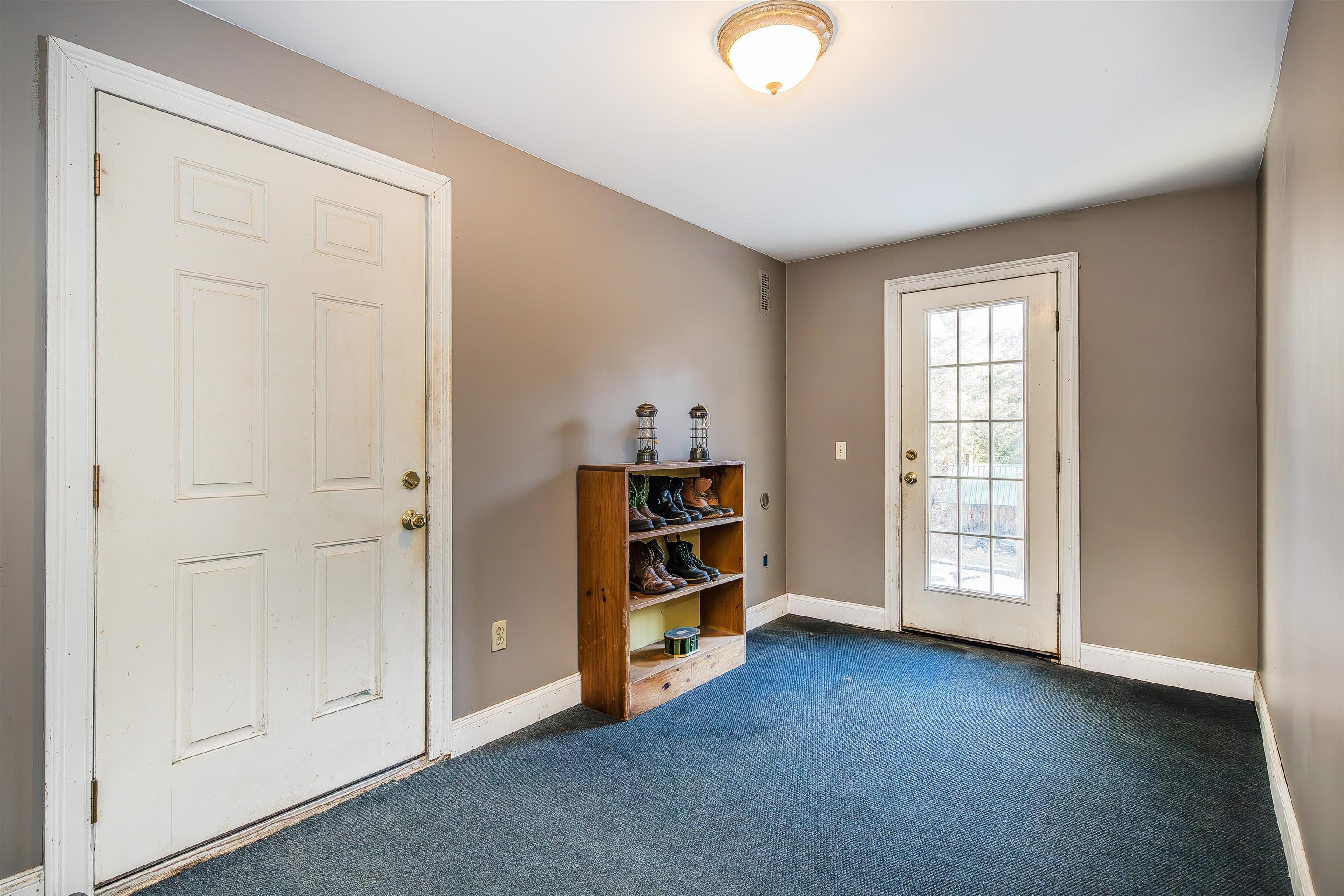 2005 Keiffer Road Shrewsbury, VT 05738 - Photo 17 of 51