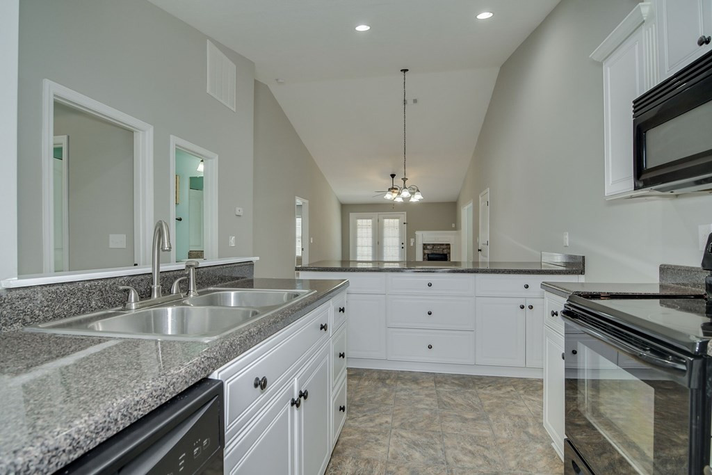 212 York Way Augusta, GA 30909 - Photo 12 of 25 Gallery Image 12