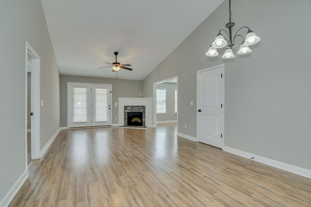 212 York Way Augusta, GA 30909 - Photo 6 of 25 Gallery Image 6