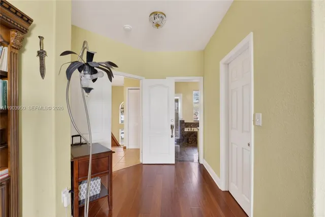 a view of a walk in closet