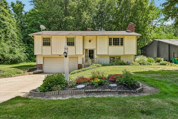 $326,000 | 9109 Bluejay Lane, Mentor, OH 44060