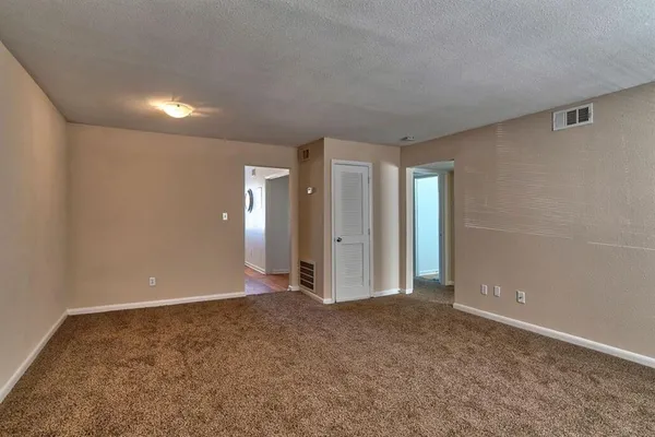$1,260 | 300 Hurt Road, Unit 2708, Smyrna, GA 30082