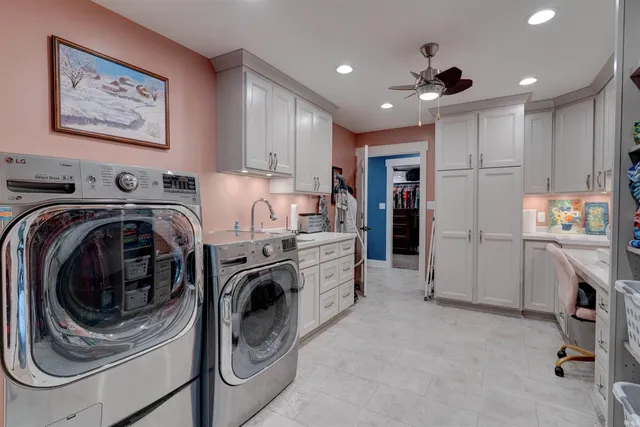 $1,649,500 | 707 West Shepherds Lane, Santa Claus, IN 47579