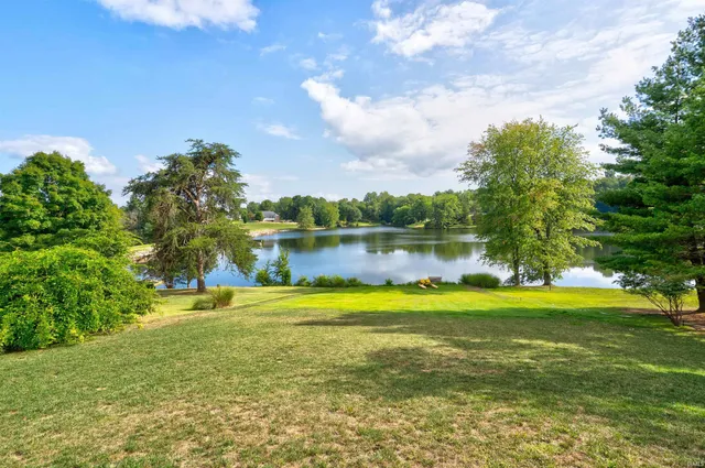 $1,649,500 | 707 West Shepherds Lane, Santa Claus, IN 47579