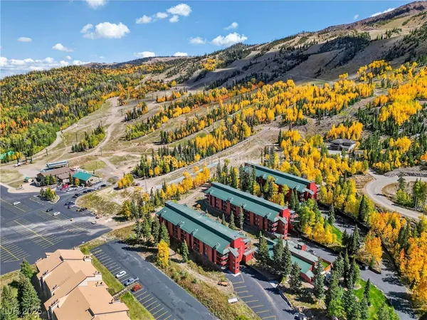 $360,000 | 407 South Vasels Road, Unit 50, Brian Head, UT 84719