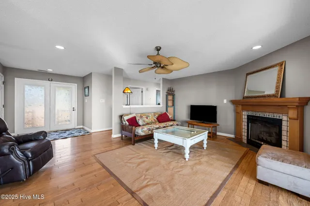 $575,000 | 341 Neuse Winds Drive, Oriental, NC 28571