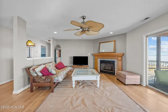 $575,000 | 341 Neuse Winds Drive, Oriental, NC 28571